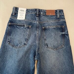Zara high rise regular leg jeans, size 2, brand new with tags